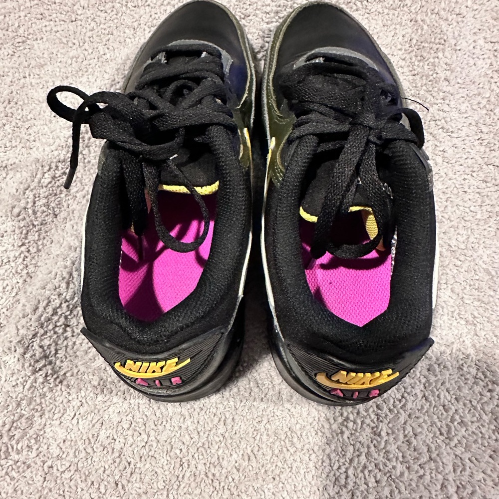 Nike Air Max 90 Goretex Black and Yellow Sneakers - Picture 8 of 11